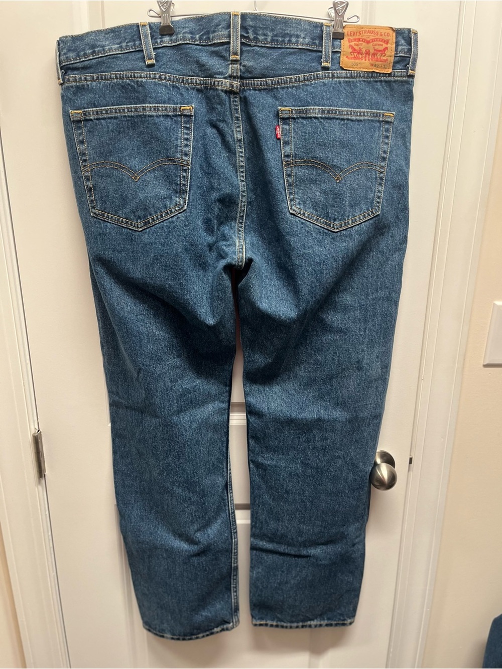 Levi's 505 Regular Fit Straight Leg Jeans Mens W42 L32 Medium Dark Wash Cotton - Picture 2 of 11